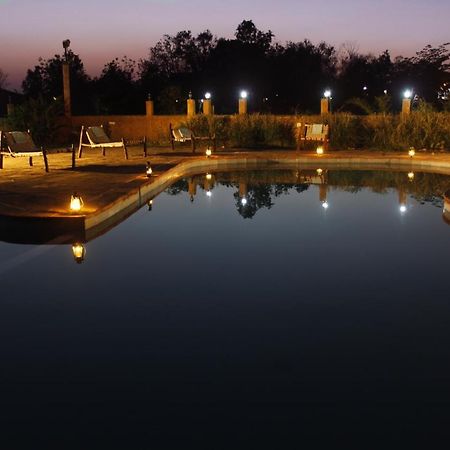 Kanha Village Eco Resort Eksteriør billede