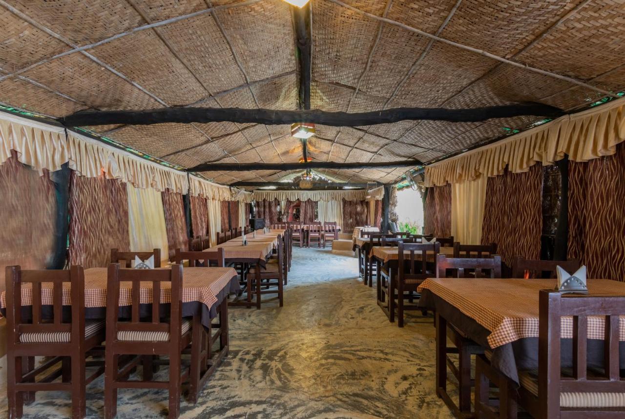 Kanha Village Eco Resort Eksteriør billede