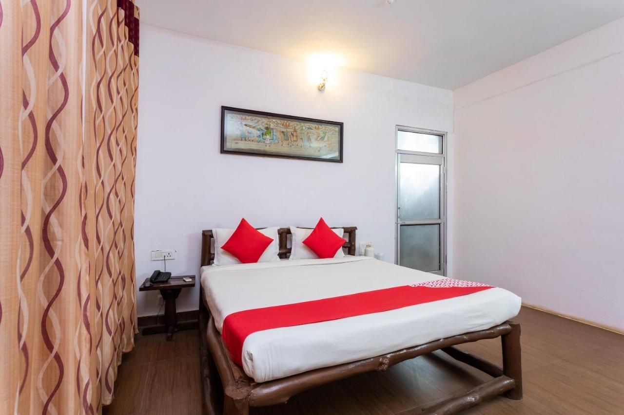 Kanha Village Eco Resort Eksteriør billede