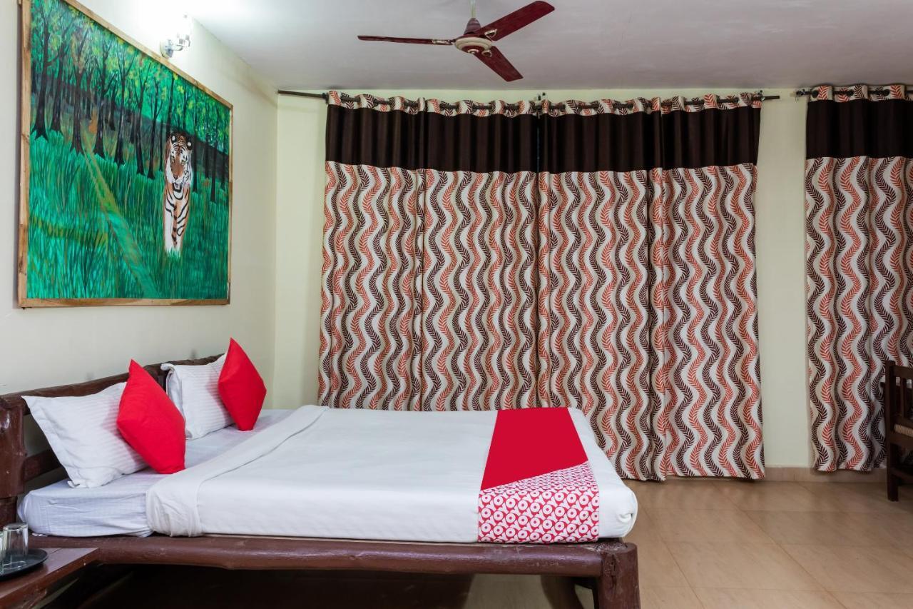 Kanha Village Eco Resort Eksteriør billede