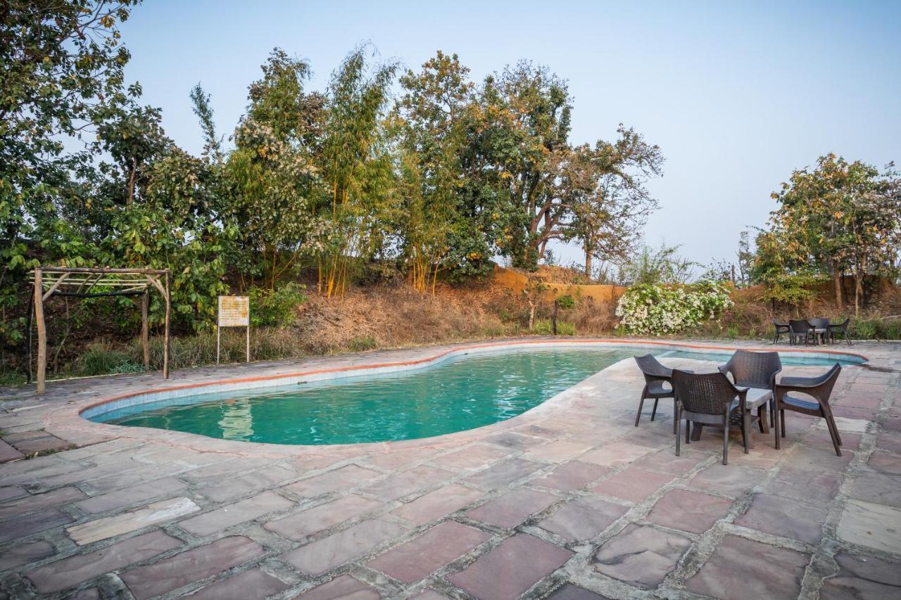 Kanha Village Eco Resort Eksteriør billede