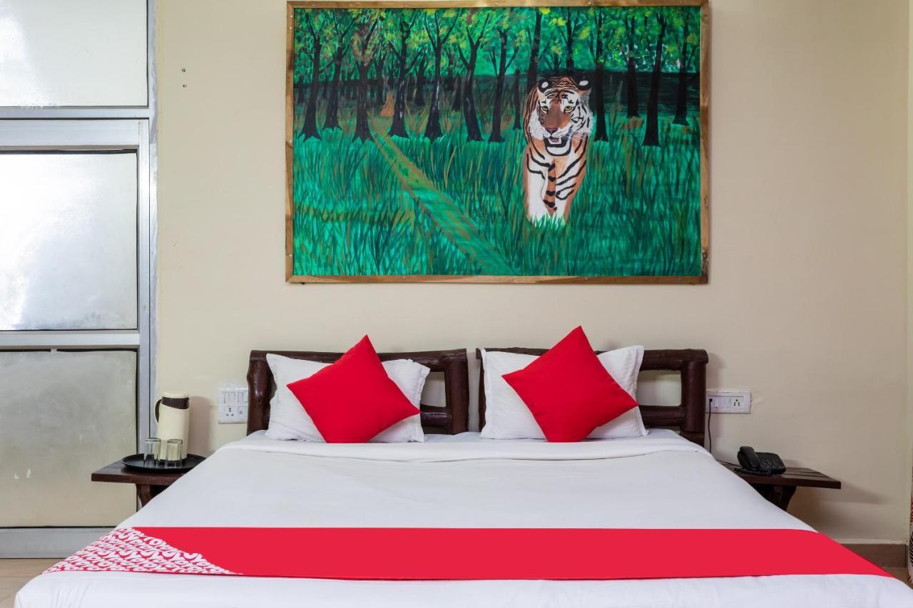Kanha Village Eco Resort Eksteriør billede