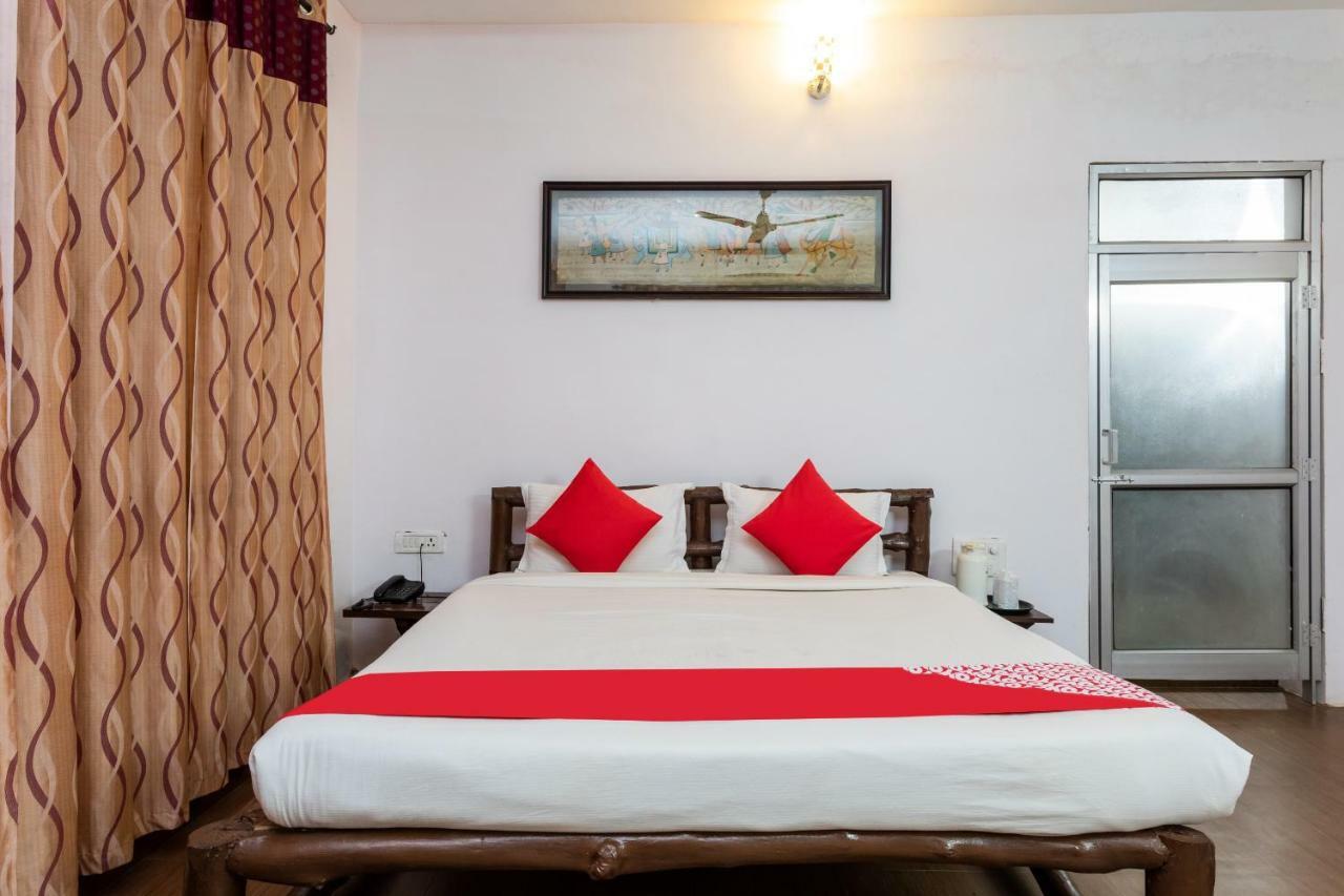 Kanha Village Eco Resort Eksteriør billede